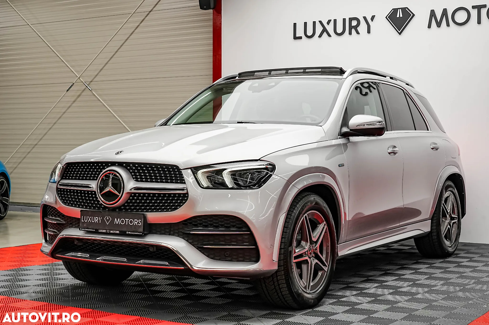 Mercedes-Benz GLE 350 de 4Matic 9G-TRONIC AMG Line - 8