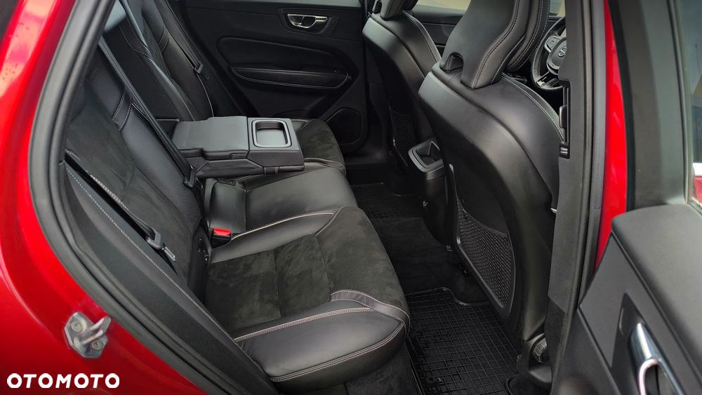 Volvo XC 60 D3 R-Design - 17