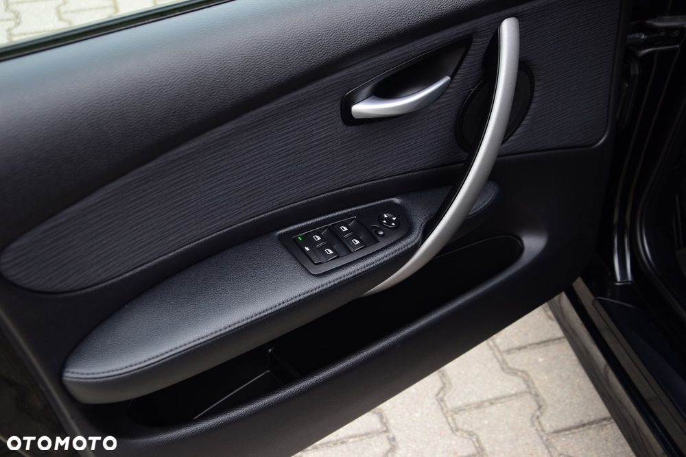 BMW Seria 1 - 17
