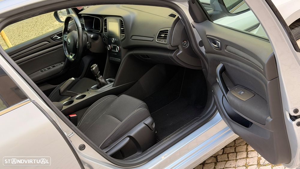 Renault Mégane Sport Tourer 1.5 dCi Zen - 13
