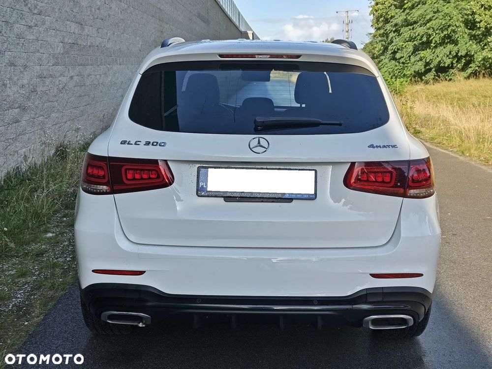 Mercedes-Benz GLC 300 4-Matic - 8