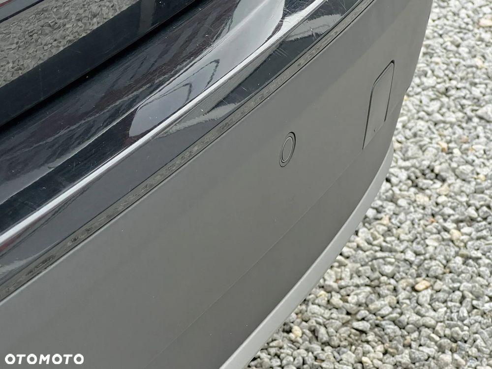 BMW X1 sDrive18i - 12