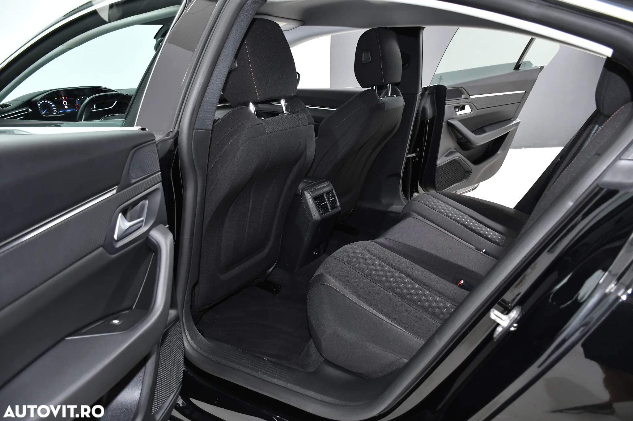 Peugeot 508 BlueHDi 130 EAT8 Allure Pack - 14