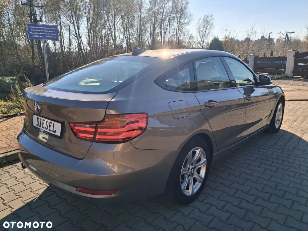 BMW 3GT 318d Luxury Line - 38