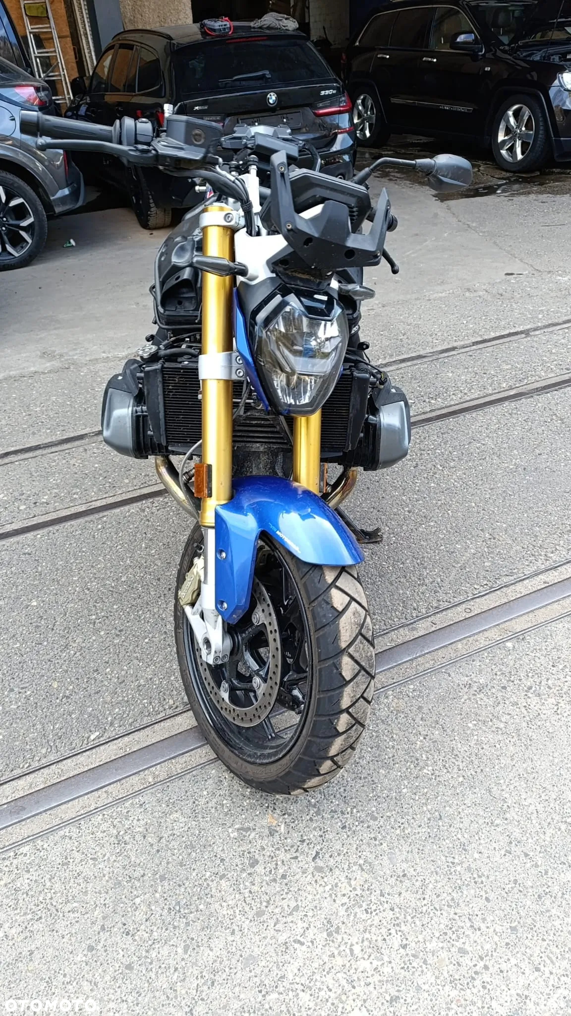 BMW R - 2