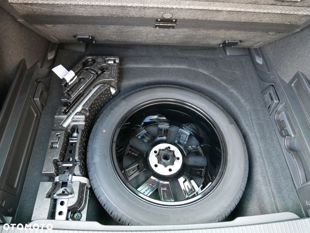Volkswagen Passat 2.0 TDI EVO Business DSG - 32