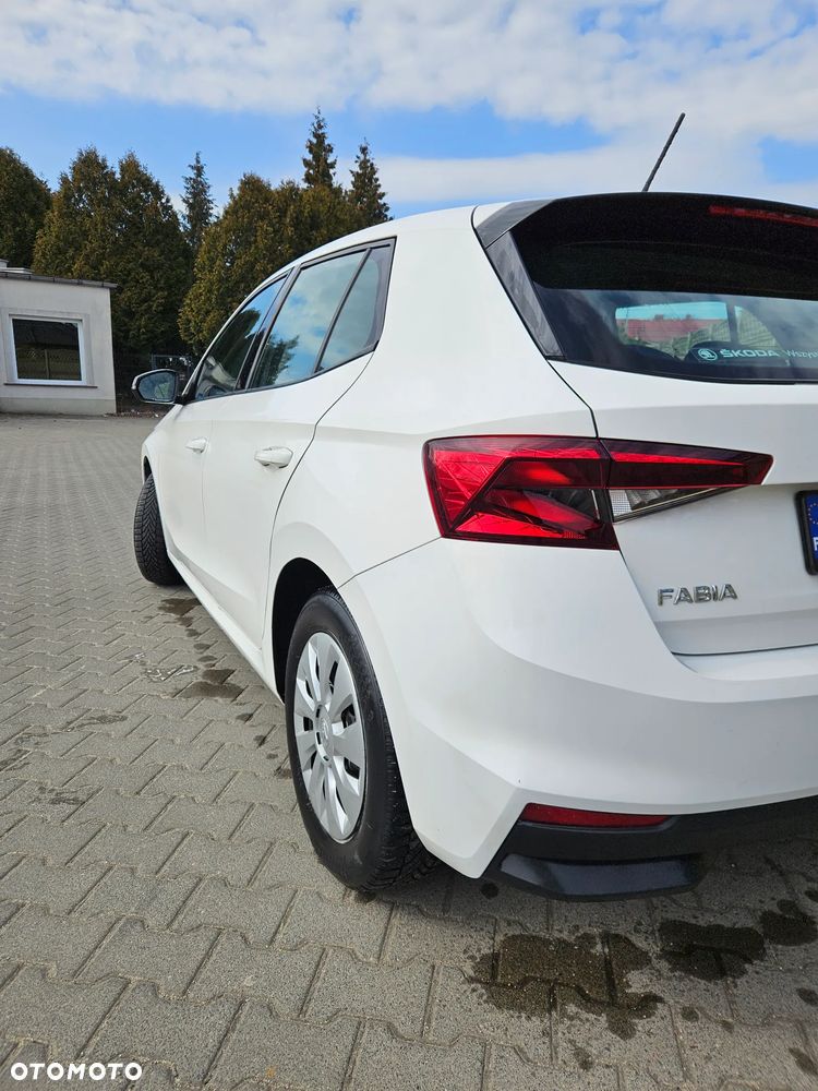 Skoda Fabia - 6