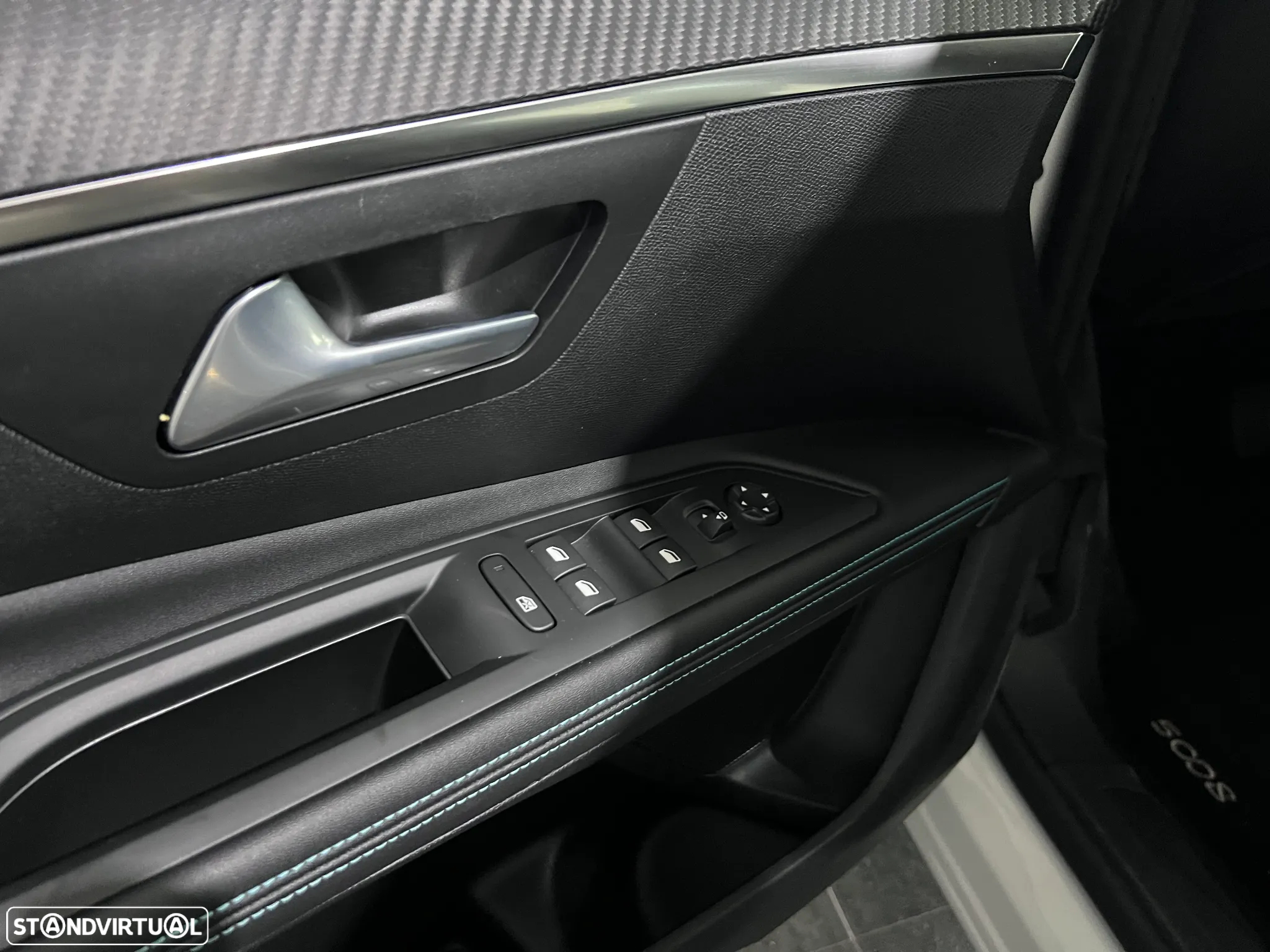 Peugeot 5008 1.5 BlueHDi Allure Pack EAT8 - 10