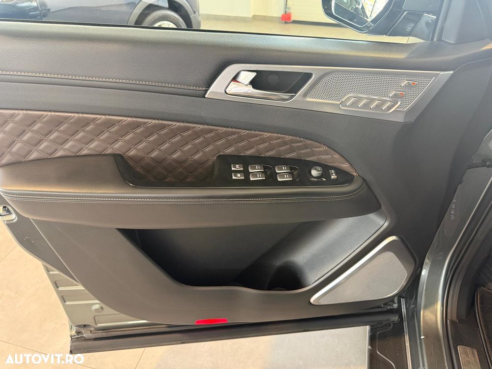 SsangYong REXTON G4 2.2 e-XDI 4WD Premium - 24