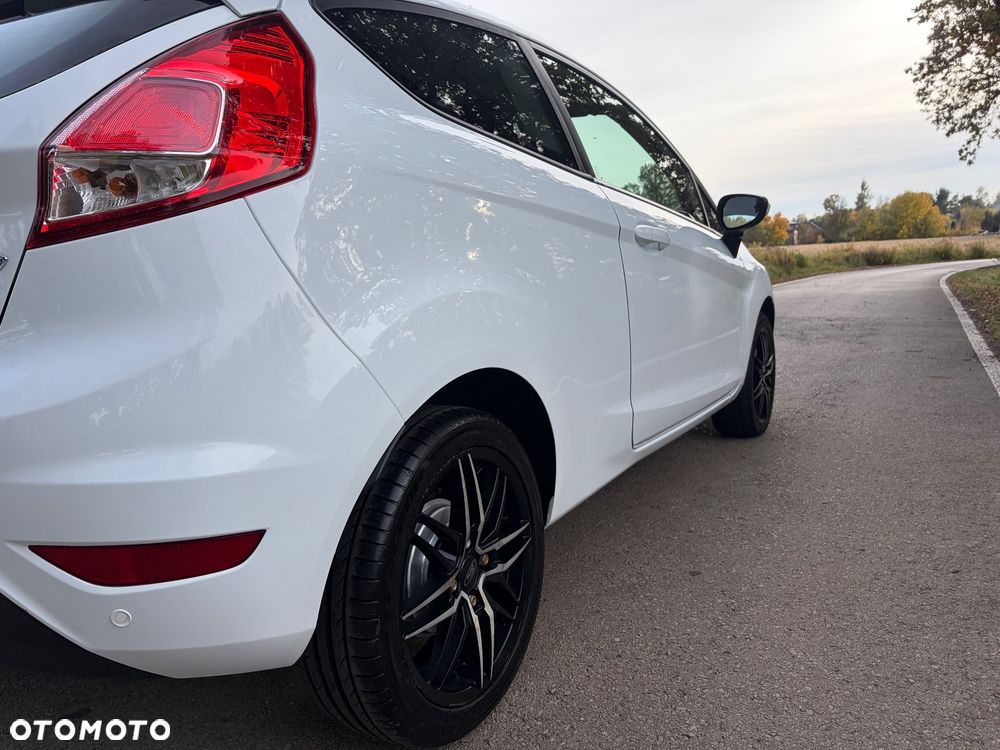 Ford Fiesta - 15