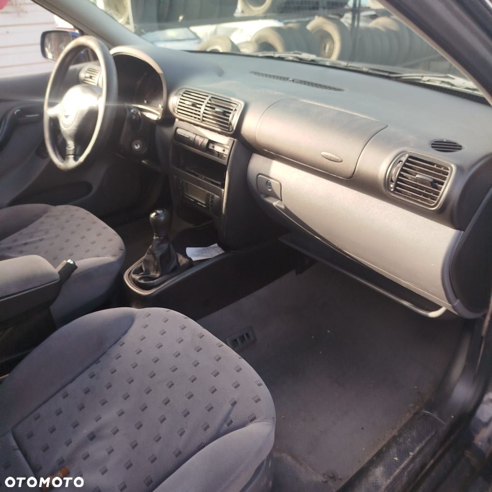Seat Toledo na części . - 4