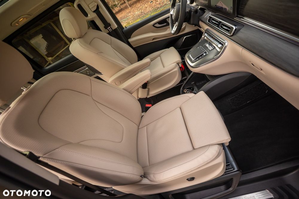 Mercedes-Benz Klasa V 300 d 4-Matic 9G-Tronic Exclusive (d³ugi) - 23