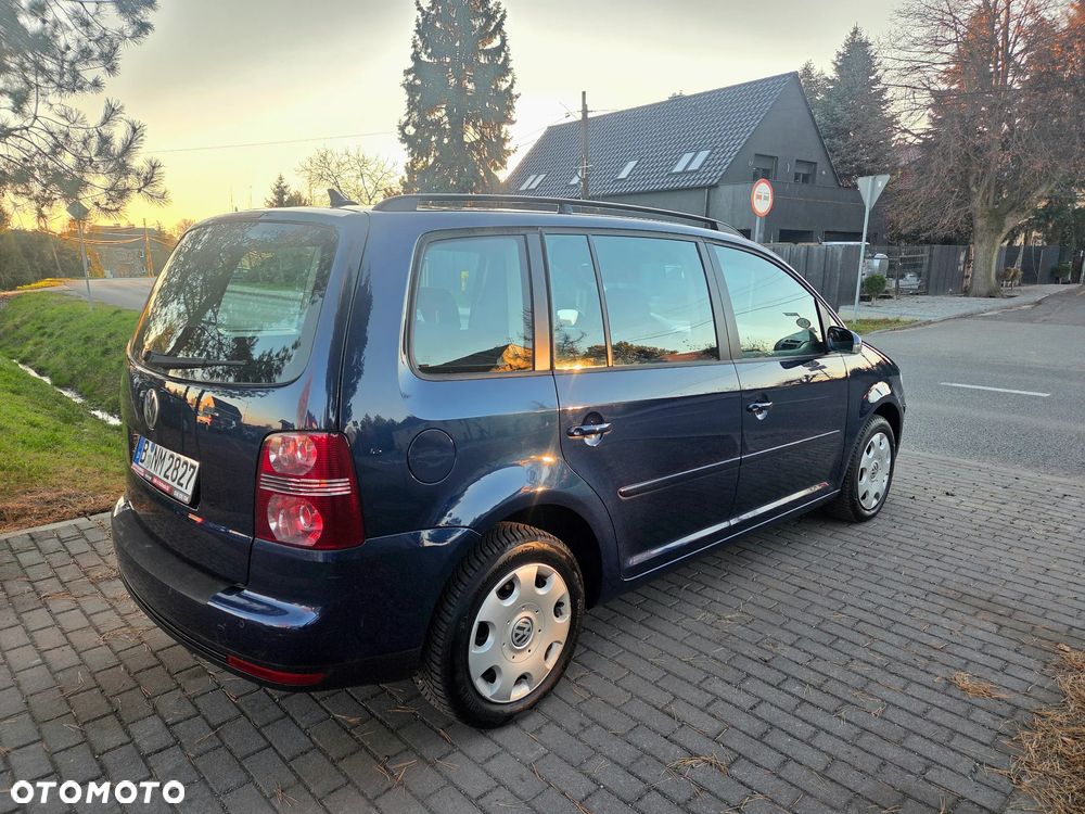 Volkswagen Touran 1.4 TSI Comfortline - 10
