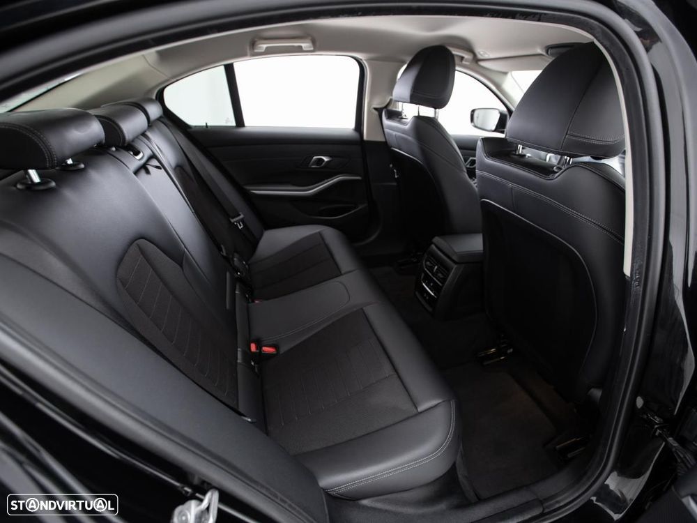BMW 320 e Auto - 12