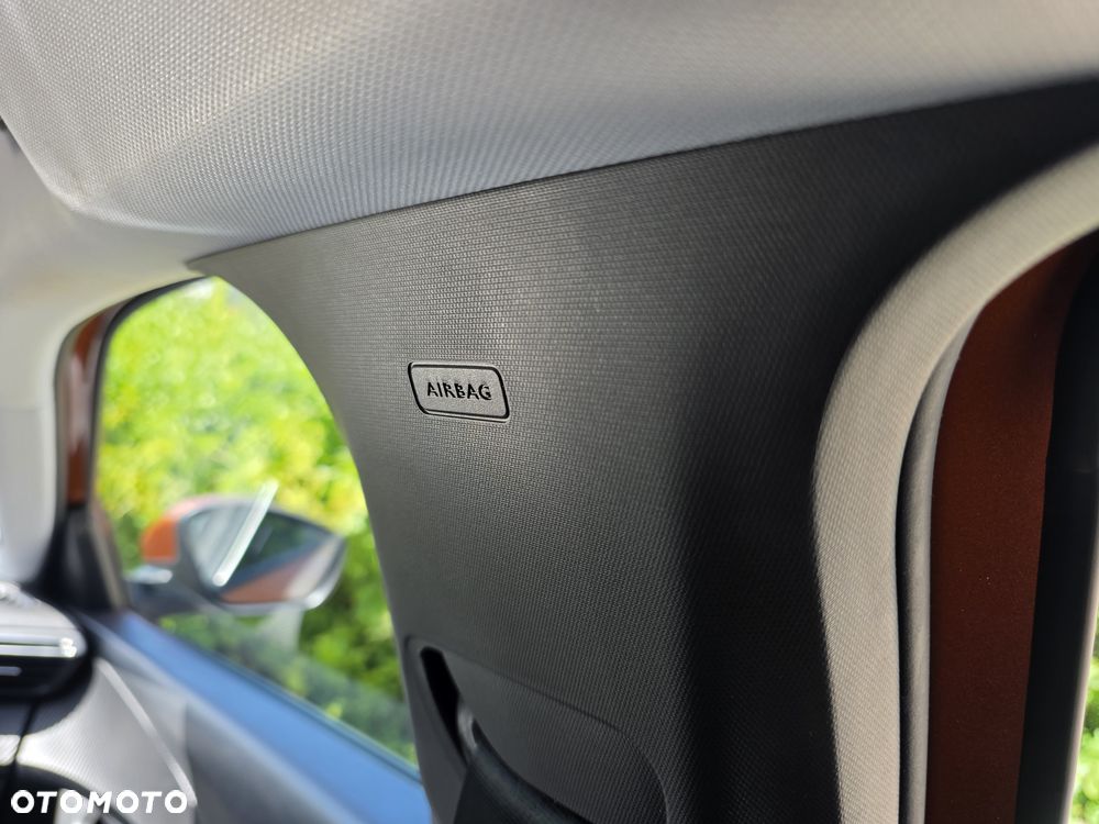 Peugeot 2008 PureTech 100 Allure - 25