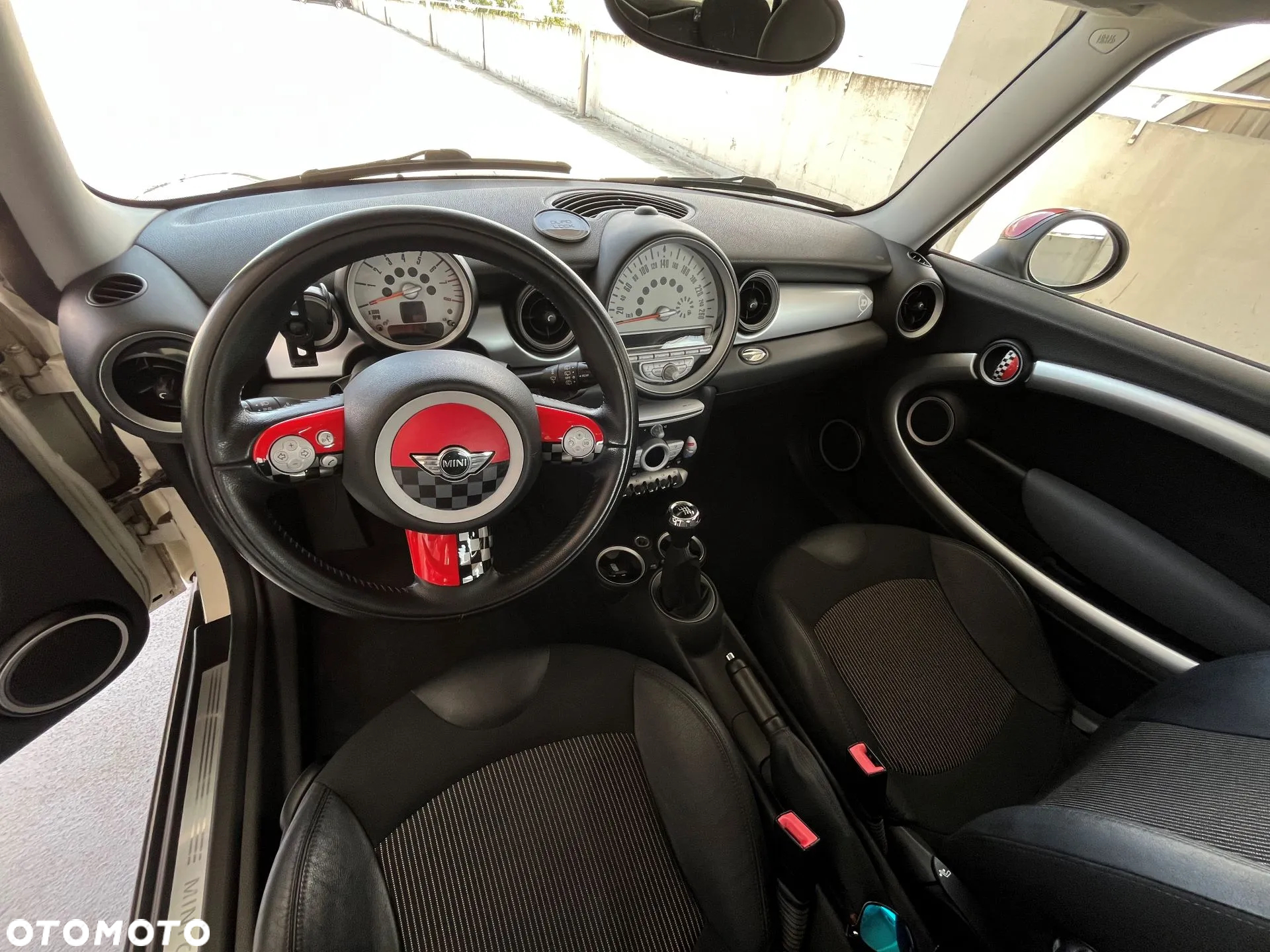 MINI Cooper - 14