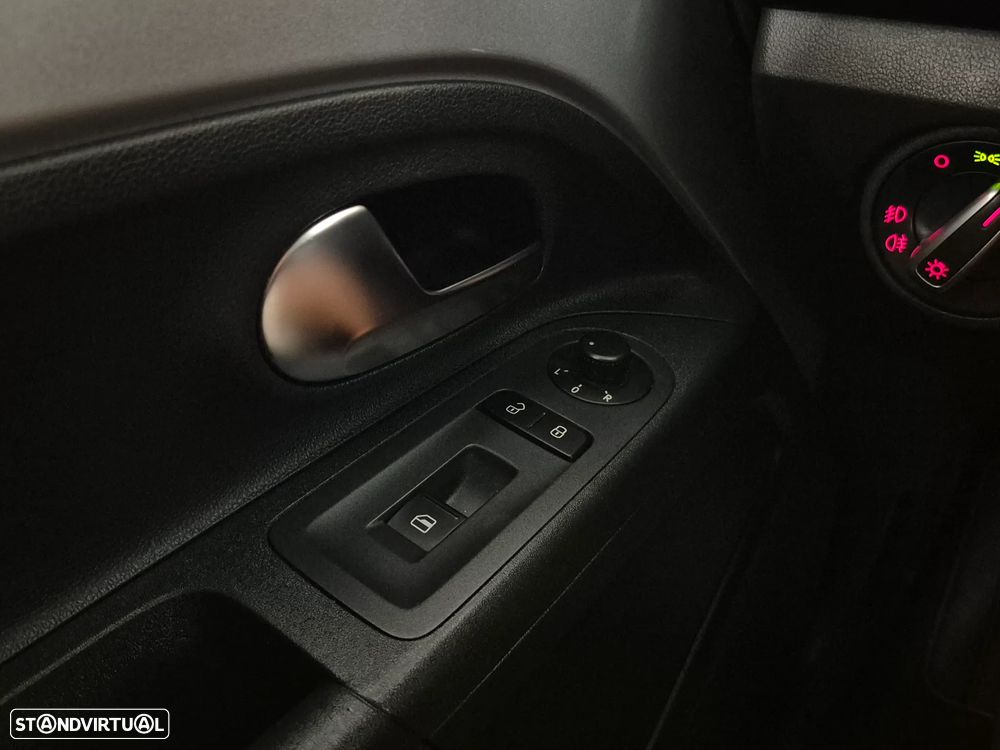 VW Up! 1.0 BMT Move Auto - 16