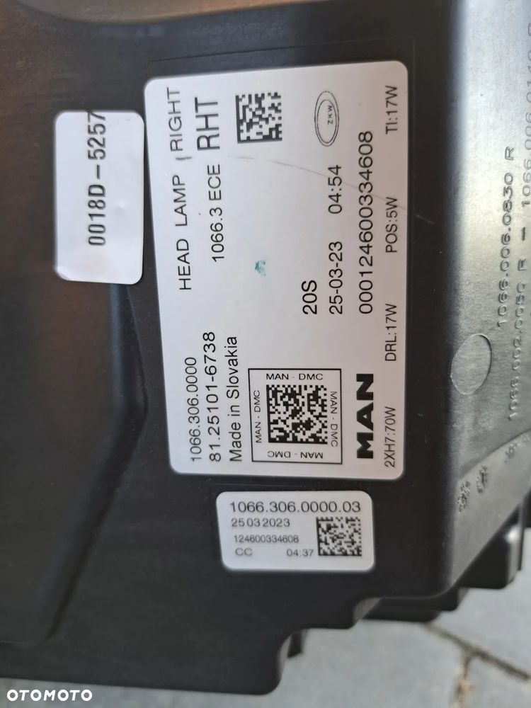 Reflektor Prawy RH MAN TG3 TGX TGS H7+LED nowy model - 5