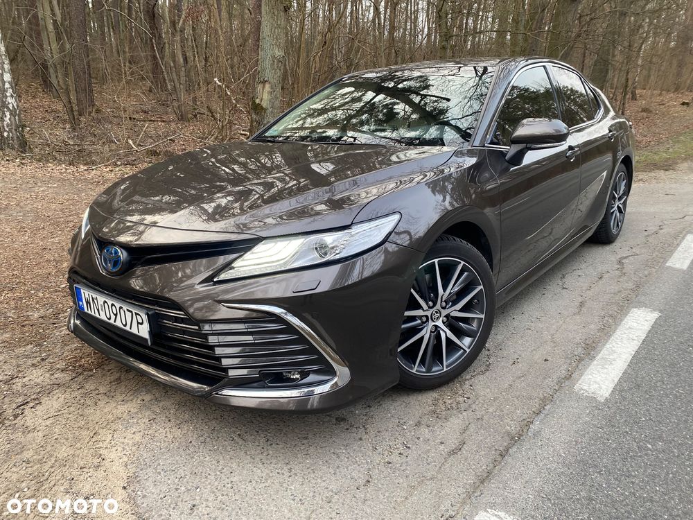 Toyota Camry 2.5 Hybrid Executive CVT - 1