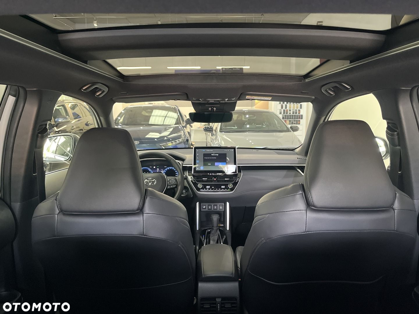 Toyota Corolla Cross - 10