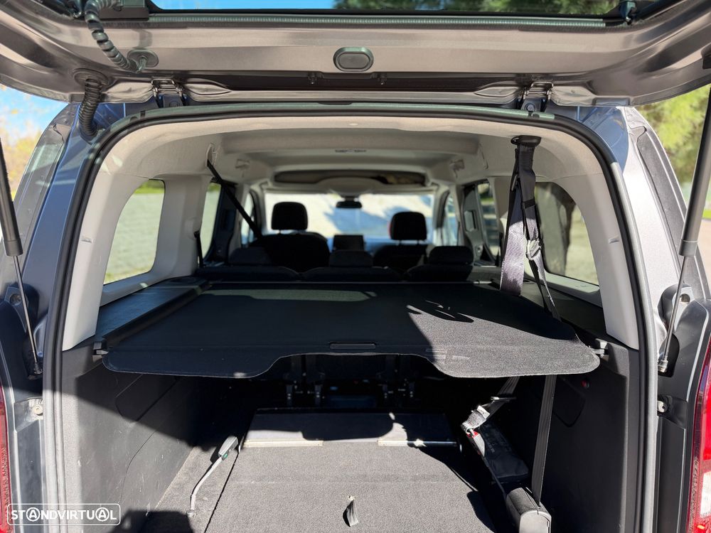 Peugeot Rifter 1.5 BlueHDi Longa Allure AN01 EAT8 - 9