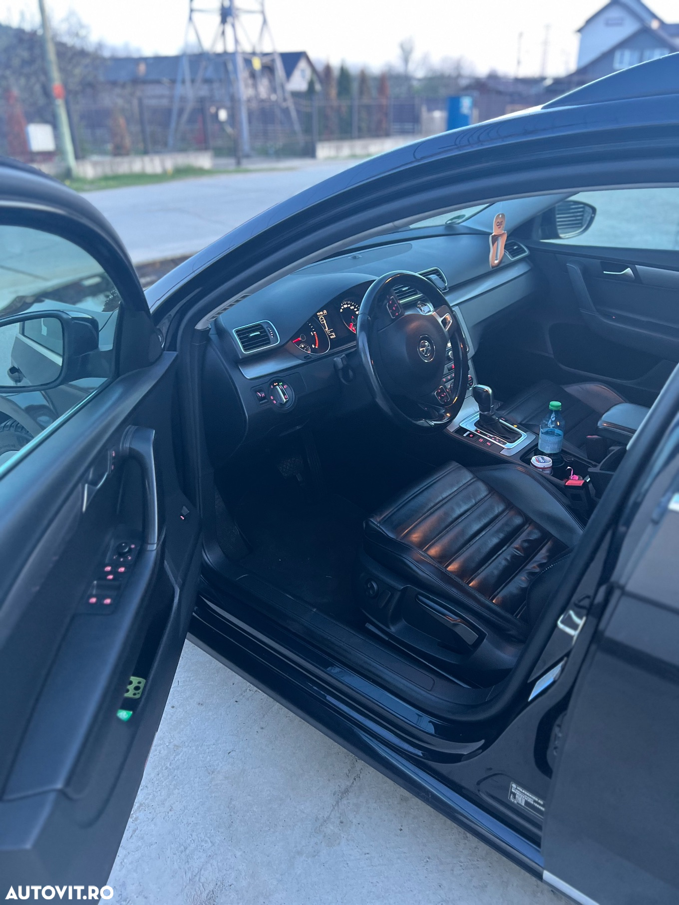 Volkswagen Passat Variant 2.0 TDI Blue TDI DSG Comfortline - 7