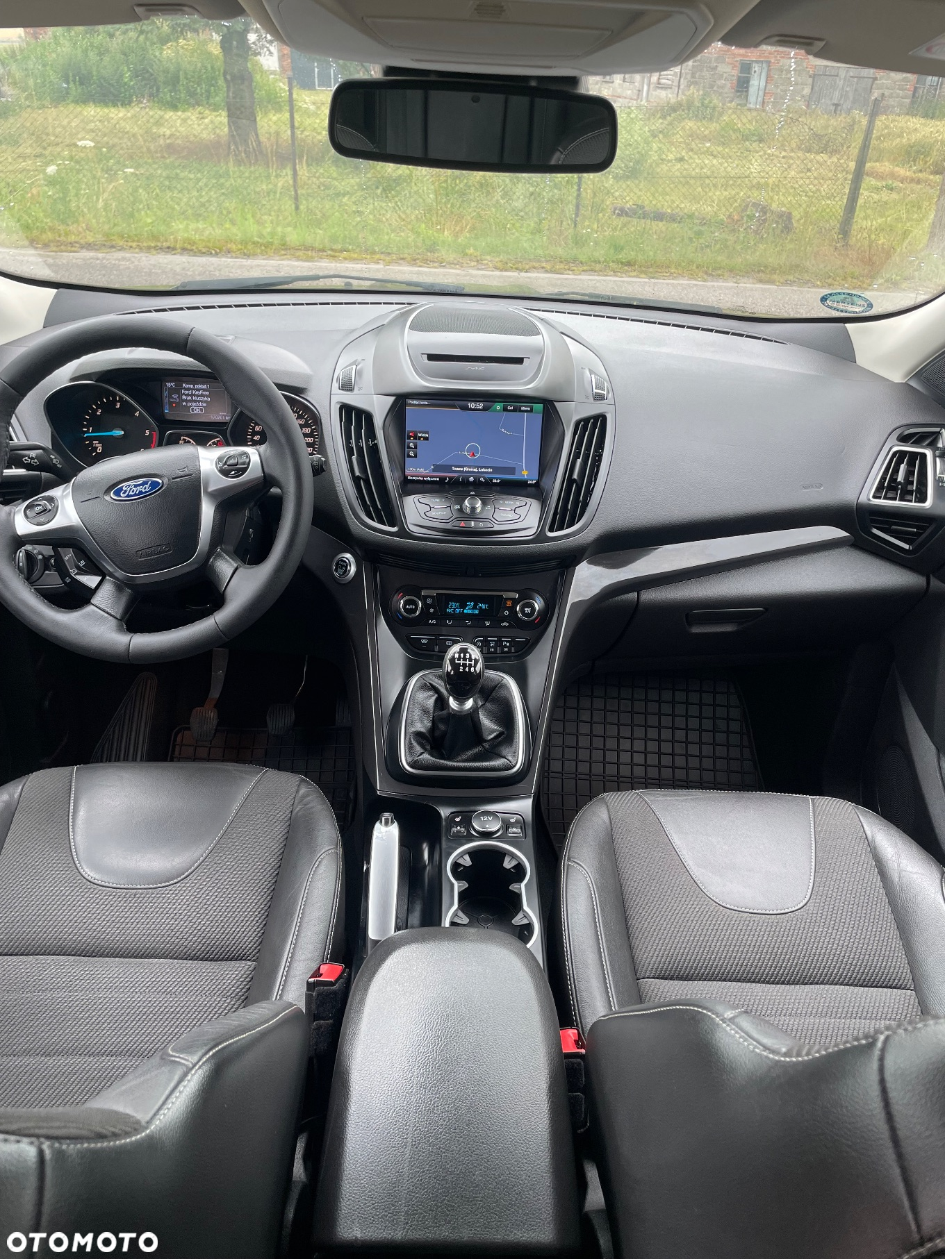 Ford Kuga - 8