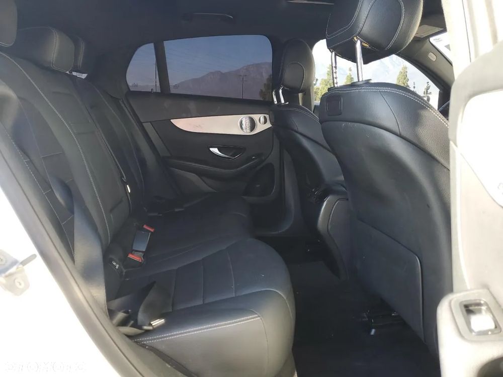 Mercedes-Benz GLC - 9