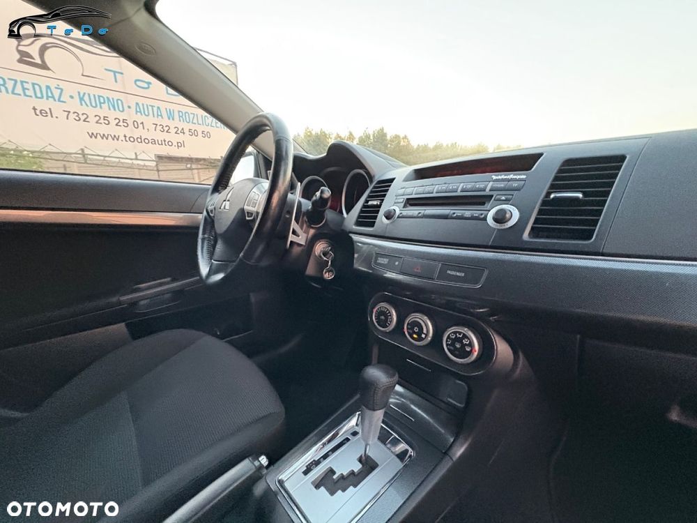 Mitsubishi Lancer 1.8 Clear Tec CVT Plus - 29