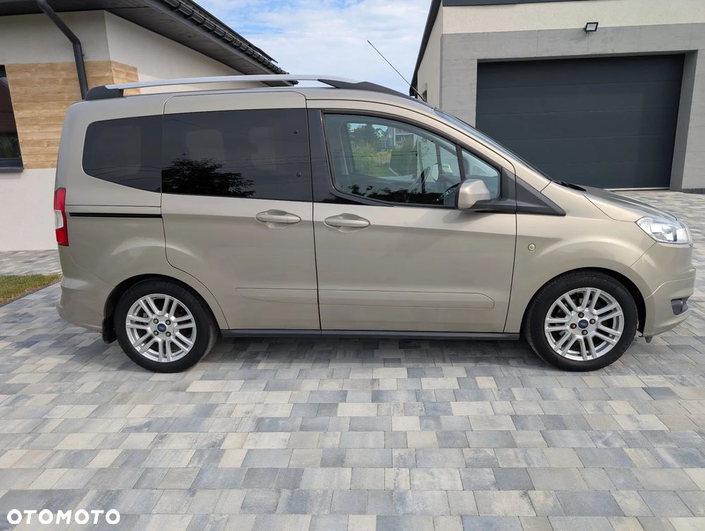 Ford Tourneo Courier 1.5 TDCi Trend - 12