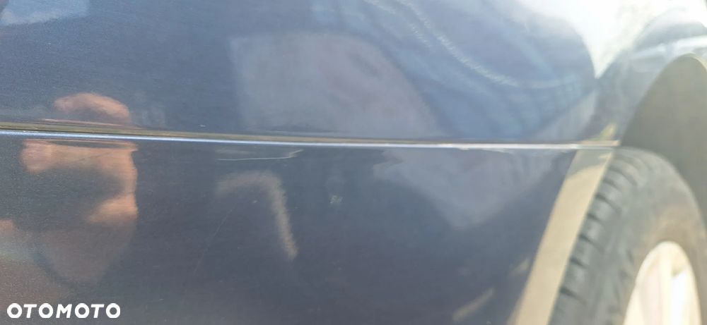 Volkswagen Touran 10- Zderzak Tył Tylny Kod Lakieru LH5X - 18