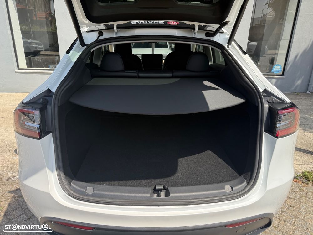 Tesla Model Y RWD - 26