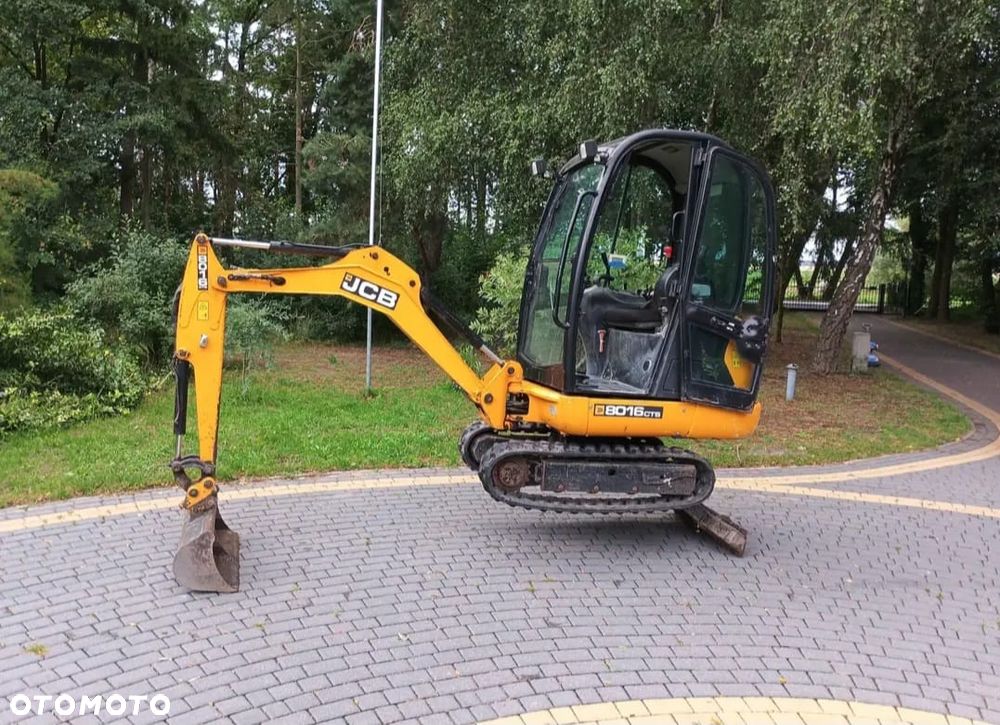 JCB 8016 - 1