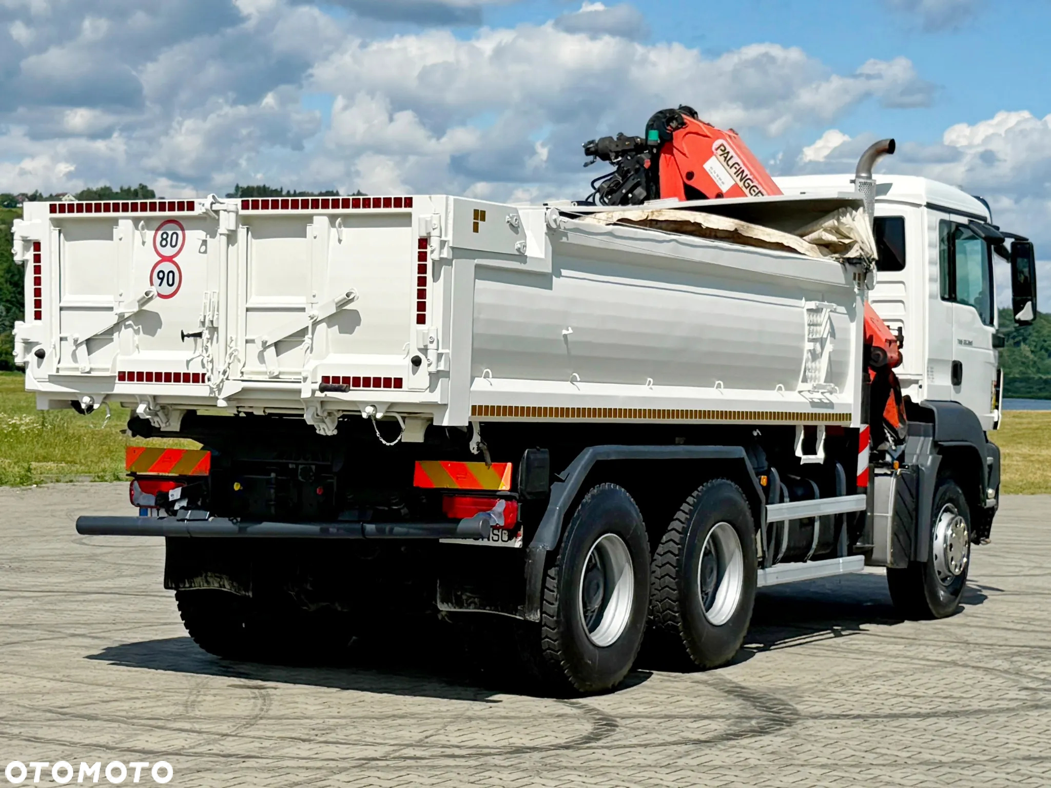 MAN TGS 33.360 * WYWROTKA 4,95 m + PK 16001 - KB + PILOT / 6x4 * STAN BDB - 7