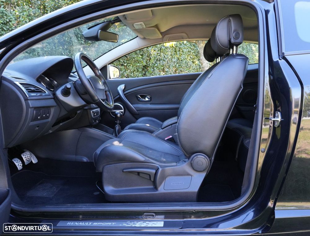 Renault Mégane Coupe 1.6 dCi GT Line SS - 21