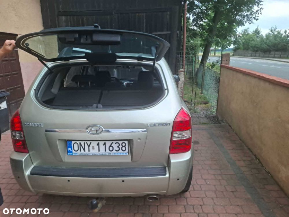 Hyundai Tucson - 2