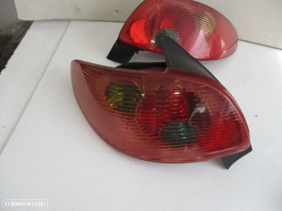 Farol Farolim Peugeot 206 Esq Dto - 4