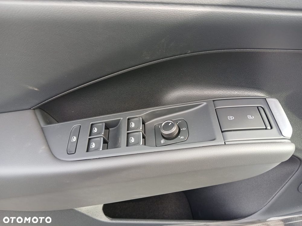 Volkswagen T-Roc 1.5 eTSI R-Line DSG - 21