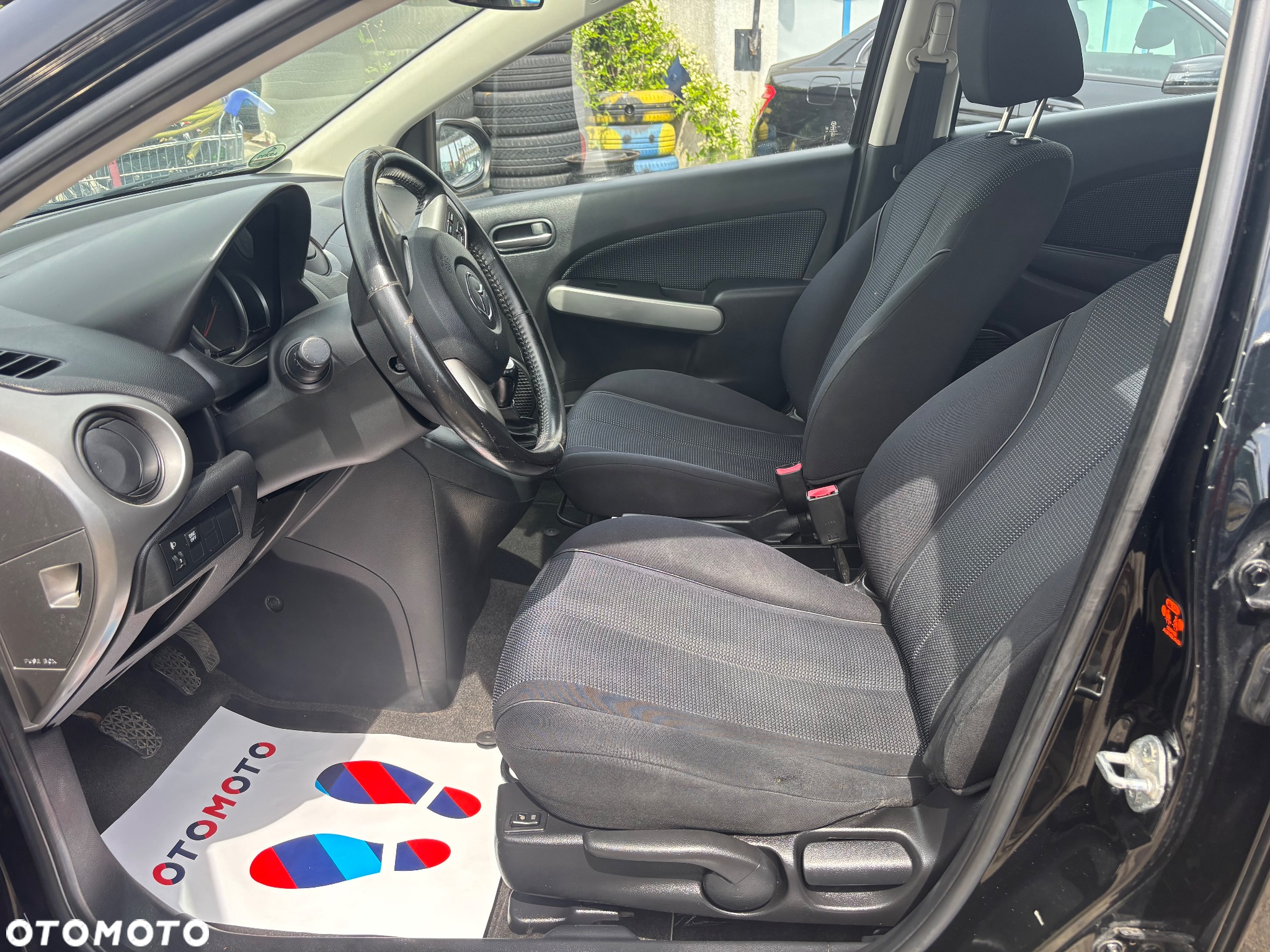Mazda 2 1.3 Dynamic - 14