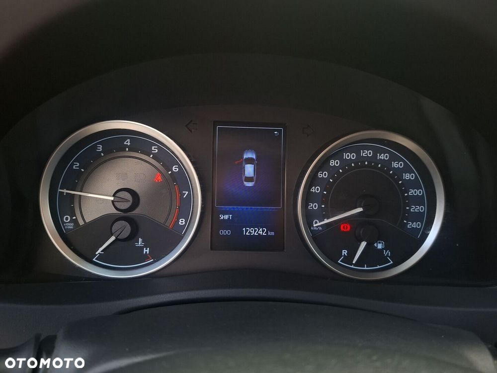 Toyota Corolla - 18