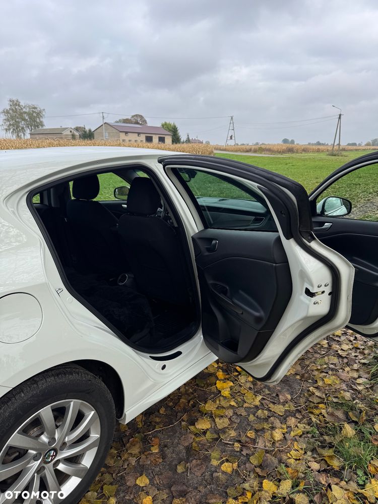 Alfa Romeo Giulietta 1.4 TB Distinctive - 10