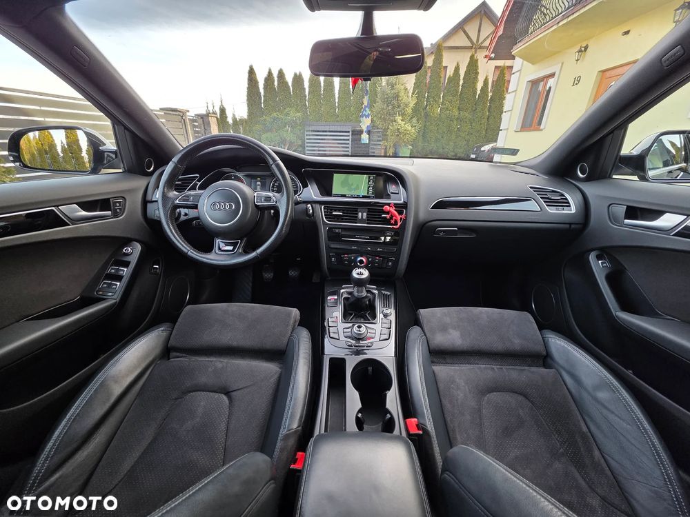 Audi A4 Avant 2.0 TDI - 12