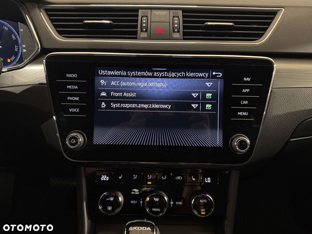 Skoda Superb 2.0 TDI Style DSG7 - 23