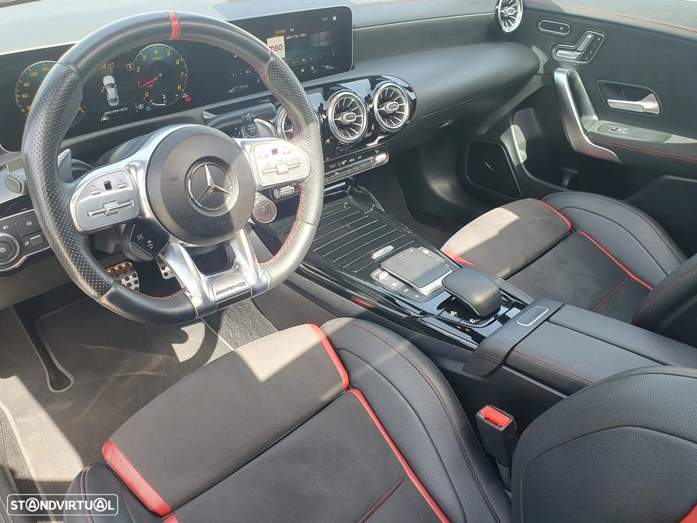 Mercedes-Benz CLA 45 AMG S 4Matic+ Speedshift 8G-DCT Line Premium - 25