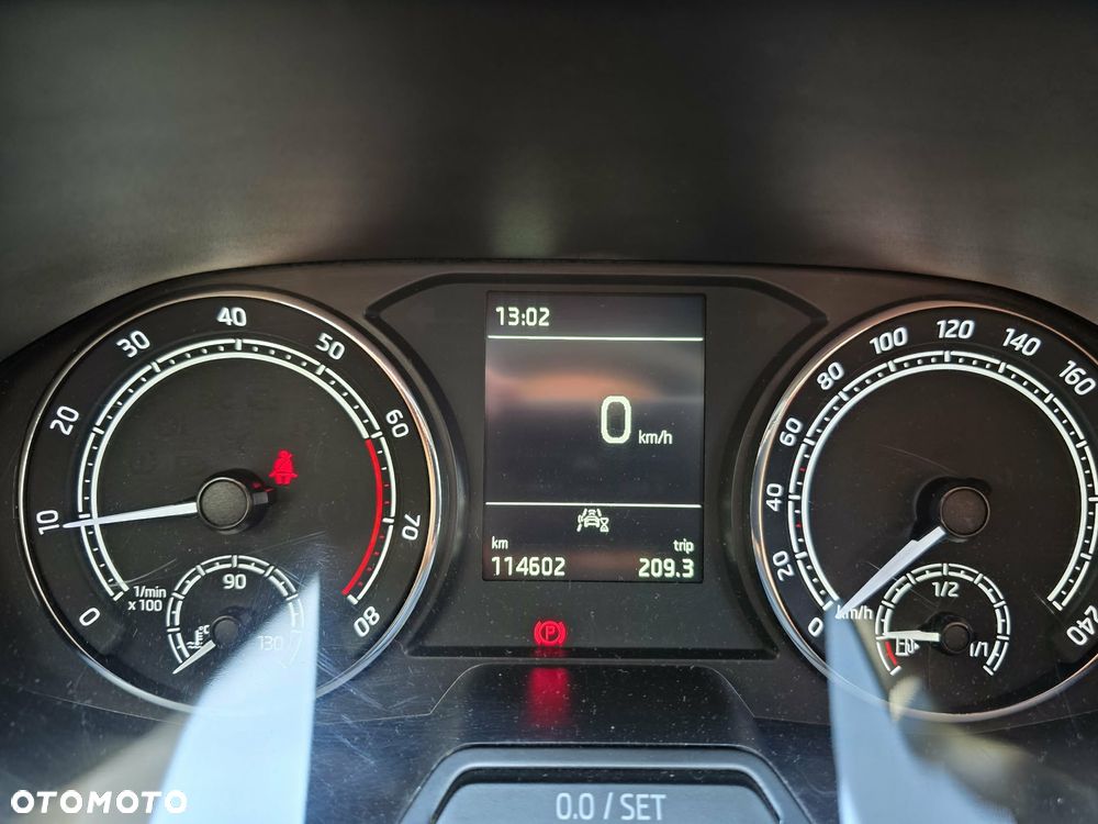 Skoda Fabia 1.0 Active - 12