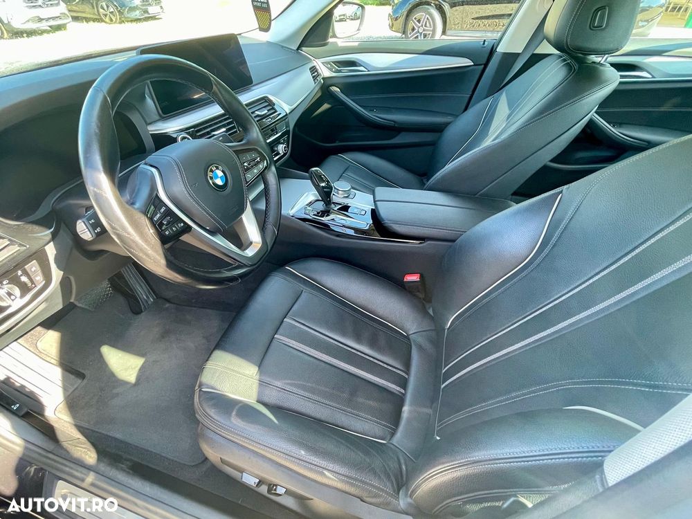 BMW Seria 5 518d Aut. Luxury Line - 9