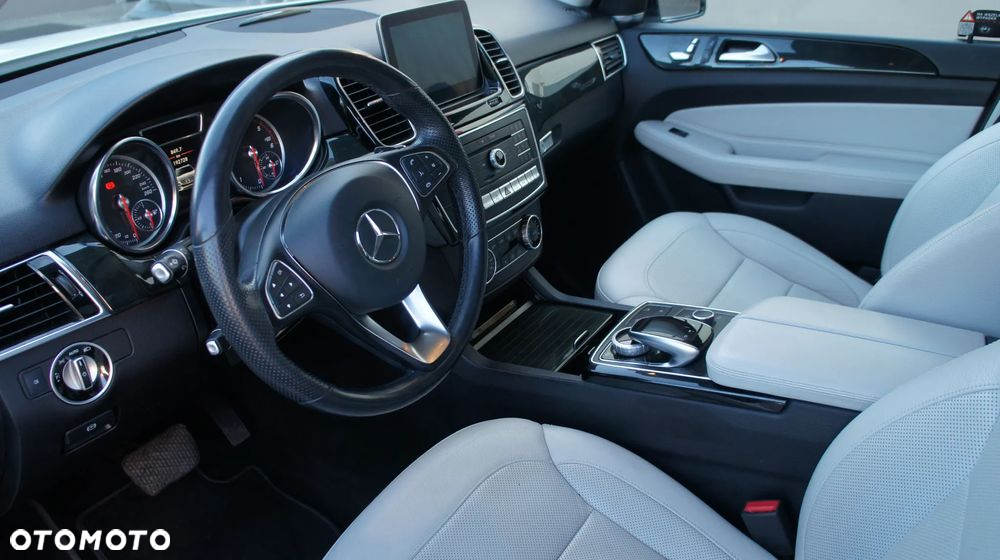Mercedes-Benz GLE 350 d 4-Matic - 11