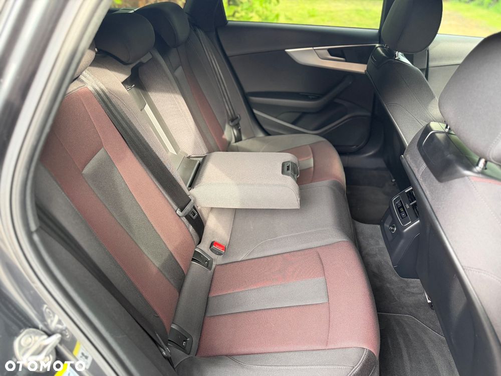 Audi A4 Avant 2.0 TDI DPF S line Sportpaket - 28