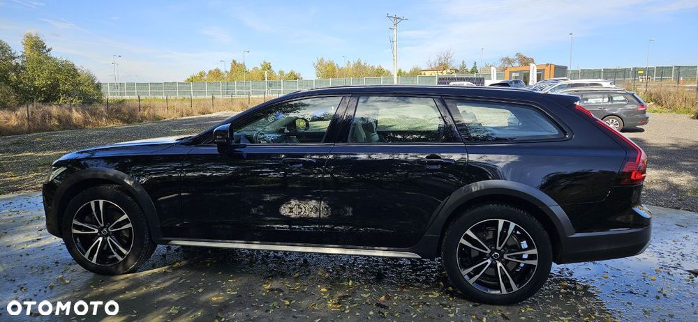 Volvo V90 Cross Country B5 D AWD Pro - 17