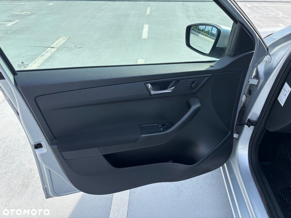 Skoda Fabia 1.2 TSI Ambition - 10